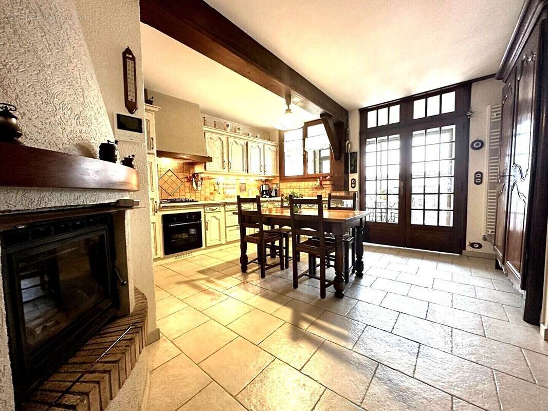 Maison à VILLEBLEVIN