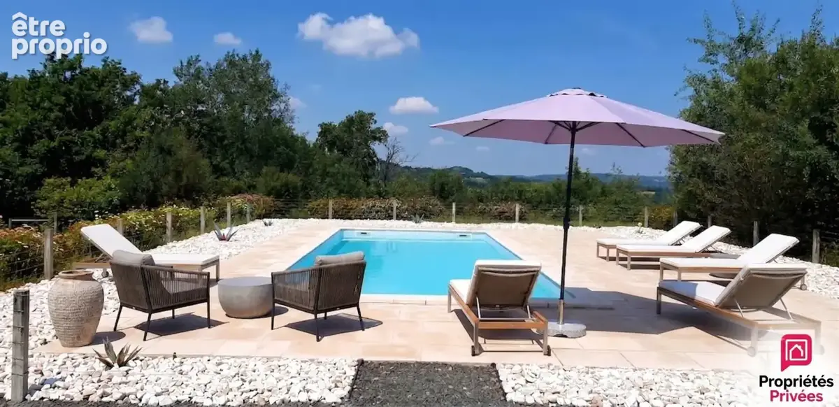 Superbe propriété de plain-pied, piscine et parc de 6 400 m² - photo 2