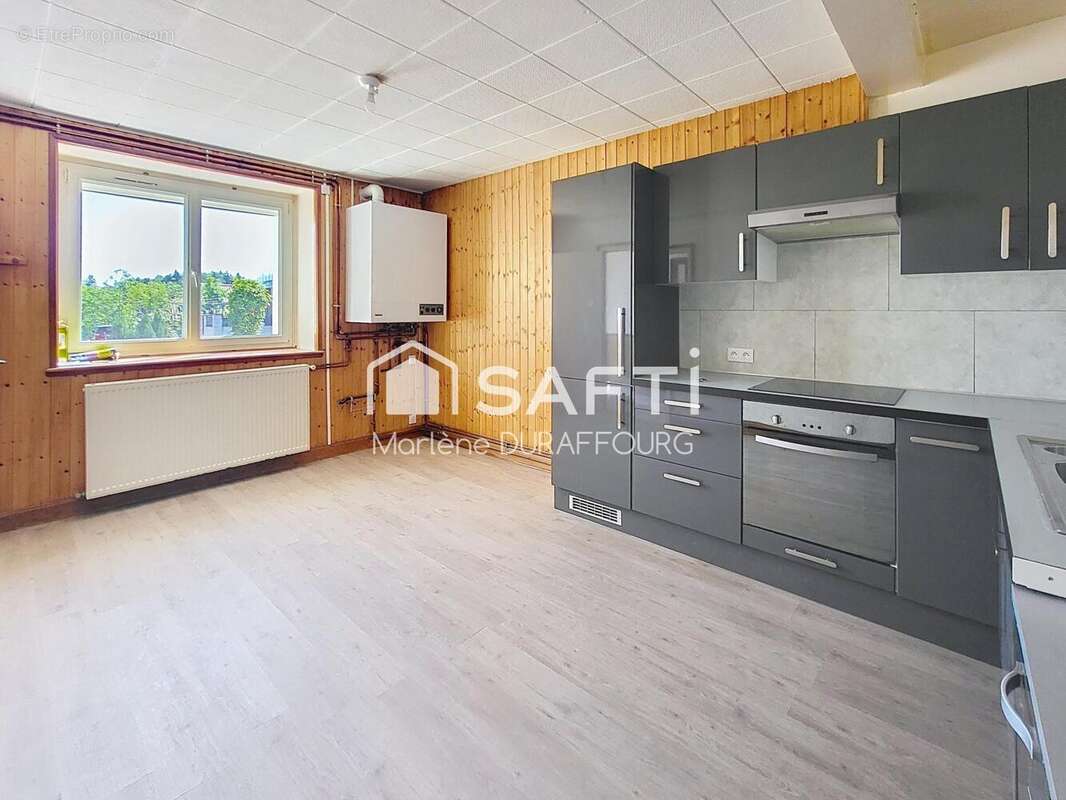Appartement 95 m² à Morbier  - photo 3