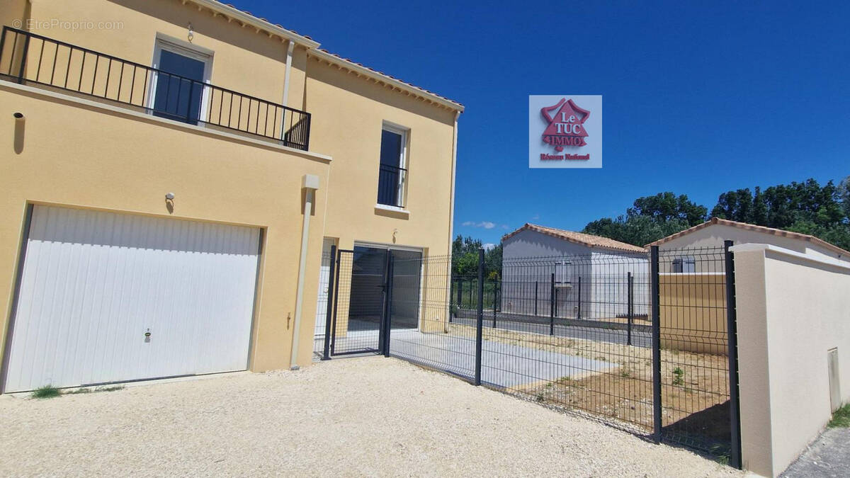 Maison à MONDRAGON