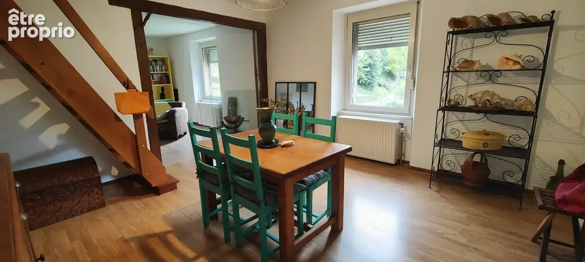 A La Claquette, appartement F2 en duplex, 68.40 m2, jardin privatif de 98 m2, deux grandes caves. - photo 5