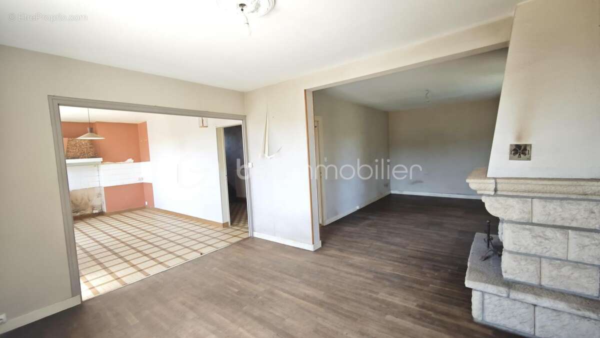Maison 97 m² 4 pieces avec terrain constructible de 2 305 m² et garage double - photo 5