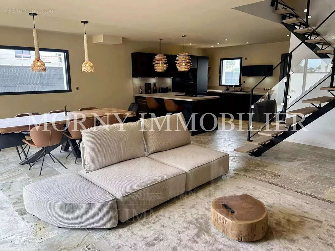 Maison à BIEVILLE-BEUVILLE