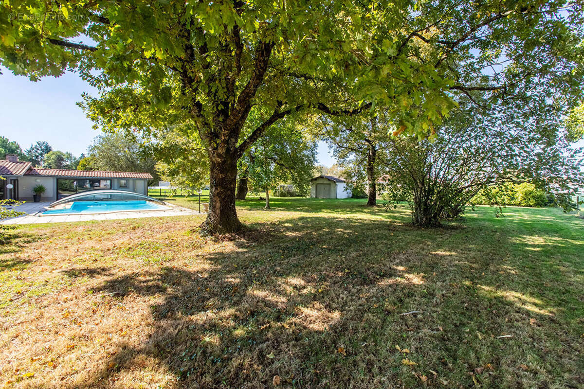 Maison à AIRE-SUR-L&#039;ADOUR