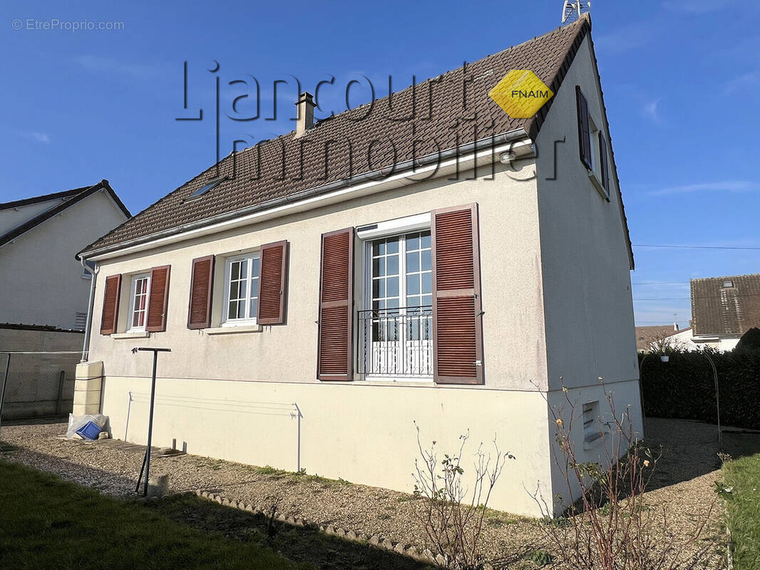 Maison à SAINT-MARTIN-LONGUEAU