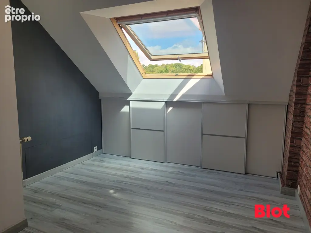 Maison 89 m² à Saint-Aubin-D'aubigne  - photo 6