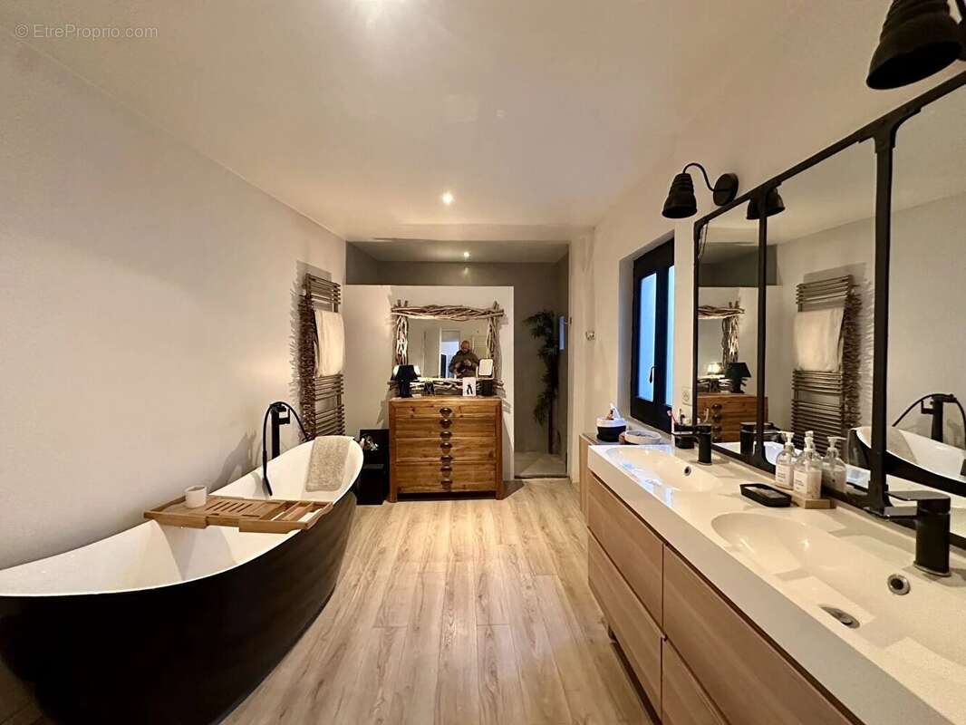 Maison à MONTMORENCY