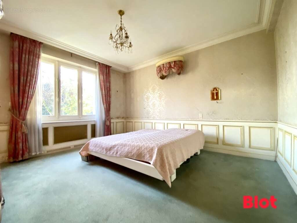 Maison à SAINT-MEEN-LE-GRAND