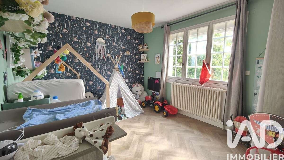 Maison 130 m² à Vitre  - photo 8
