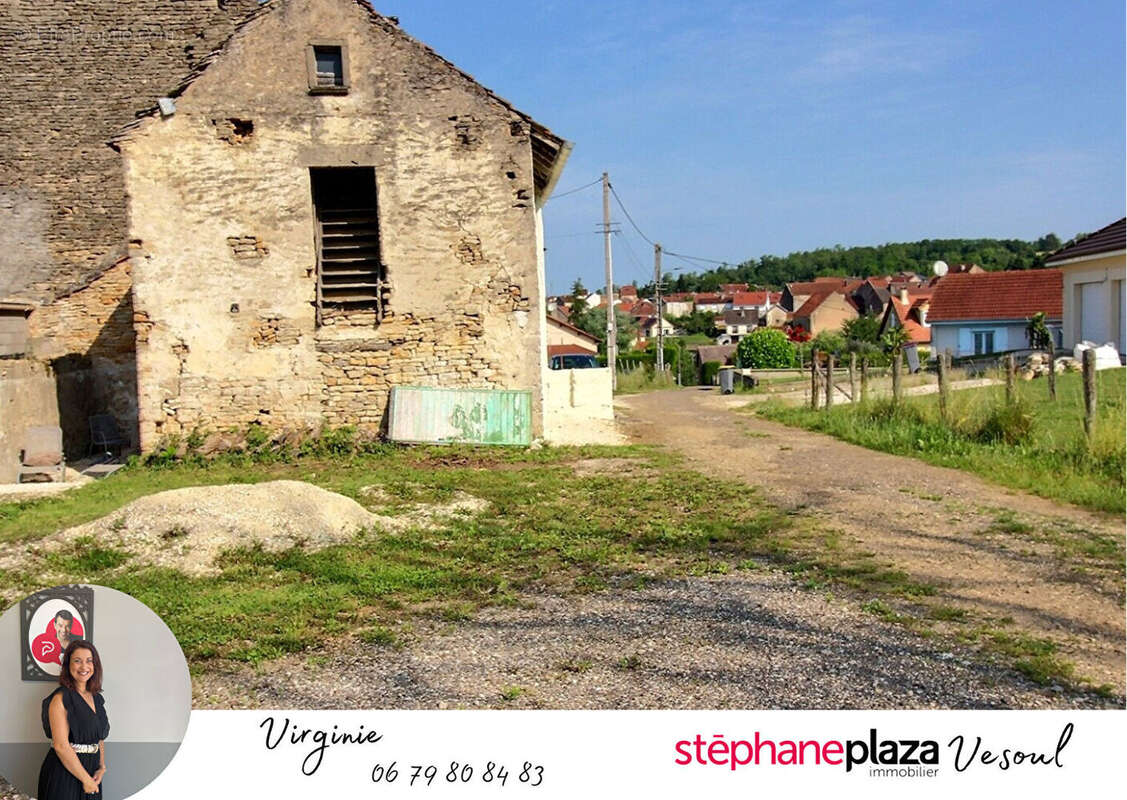 Maison à FLEUREY-LES-FAVERNEY