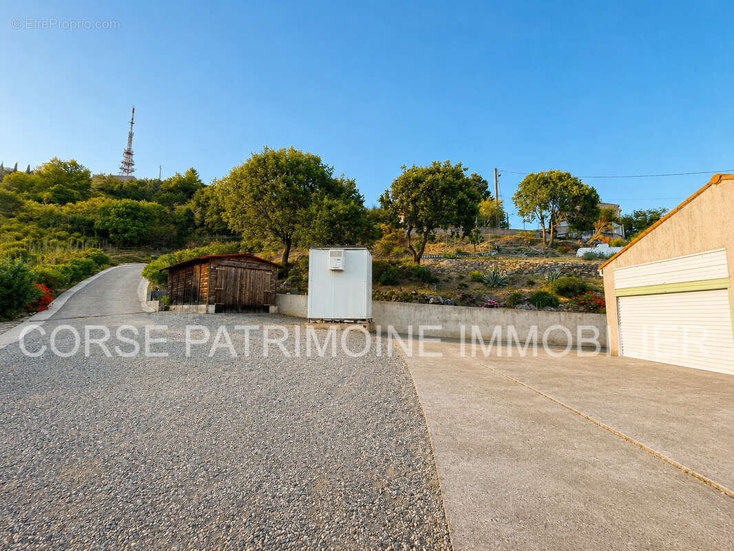 Maison avec vue dégagée sur la plaine et les montagnes - photo 18