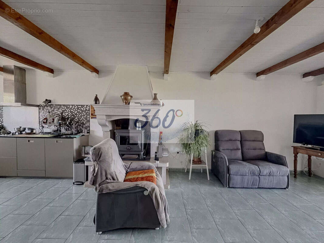 Maison 147 m² à Louhans  - photo 8