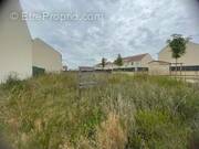 Terrain à LE PLESSIS-BELLEVILLE