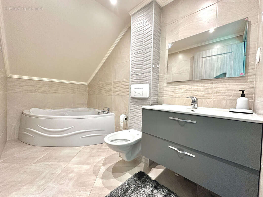 Maison 240m² à nemours - photo 13