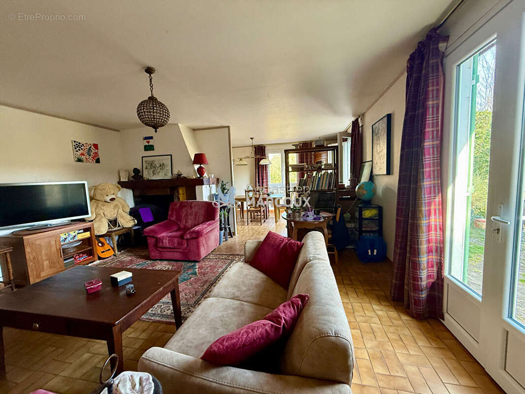 Maison à BOISSET-SAINT-PRIEST