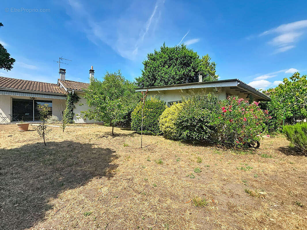Maison à PESSAC