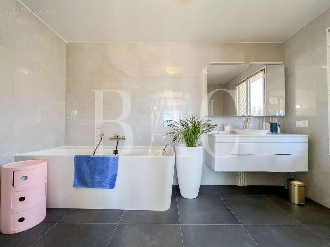 Maison à SAINT-RAPHAEL