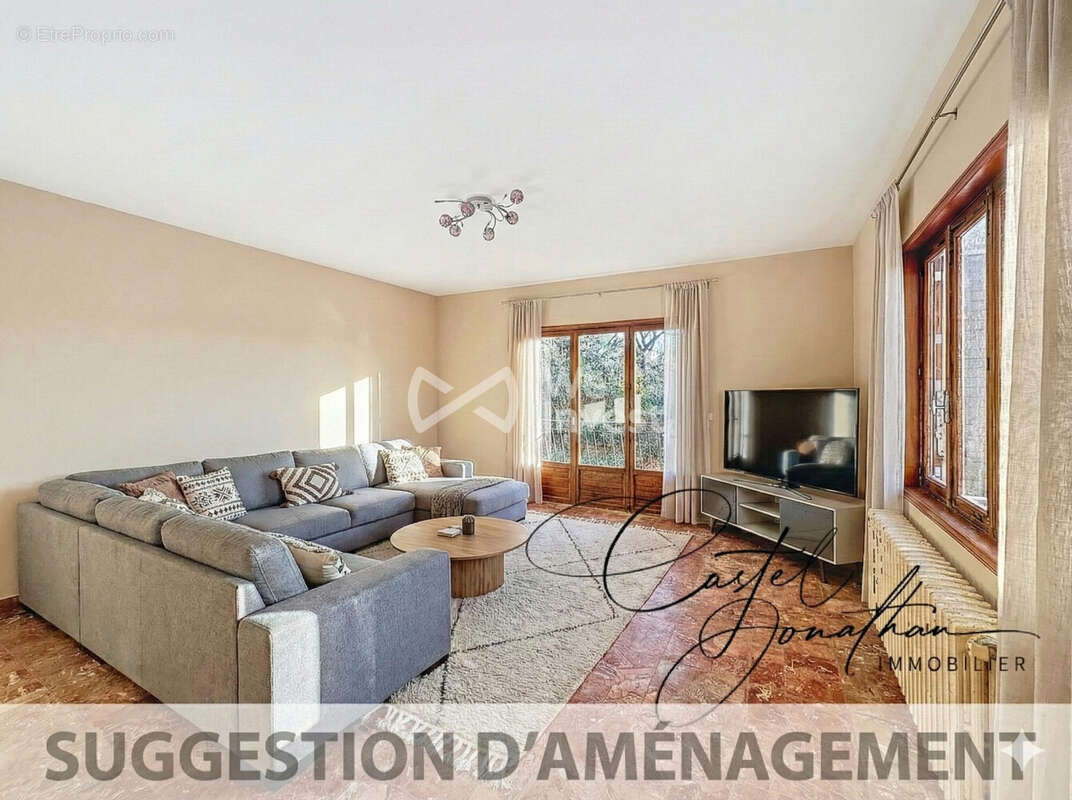 Maison à SAINT-CLAIR-DU-RHONE