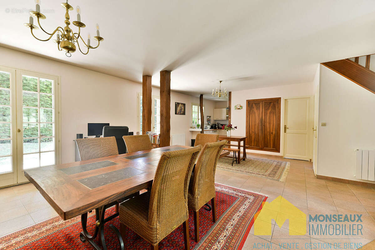 Maison à VILLEMOISSON-SUR-ORGE