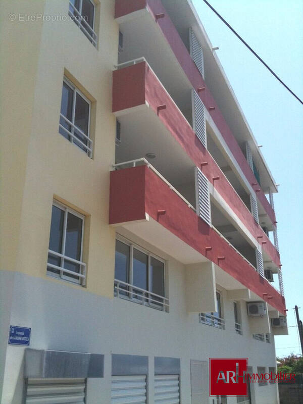 Appartement à SAINT-DENIS