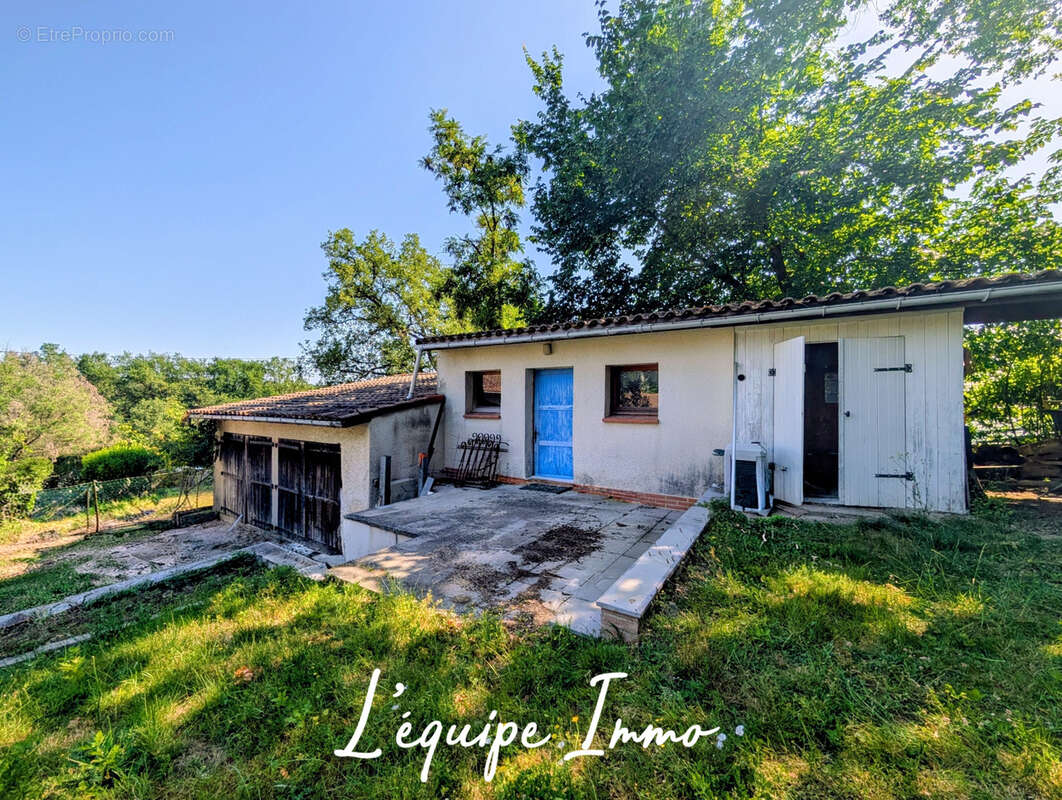 Grande Maison familiale avec piscine et garages sur 4300 m2 de terrain - photo 16