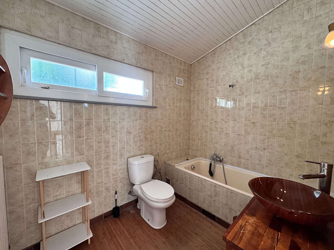 Maison à VETRAZ-MONTHOUX