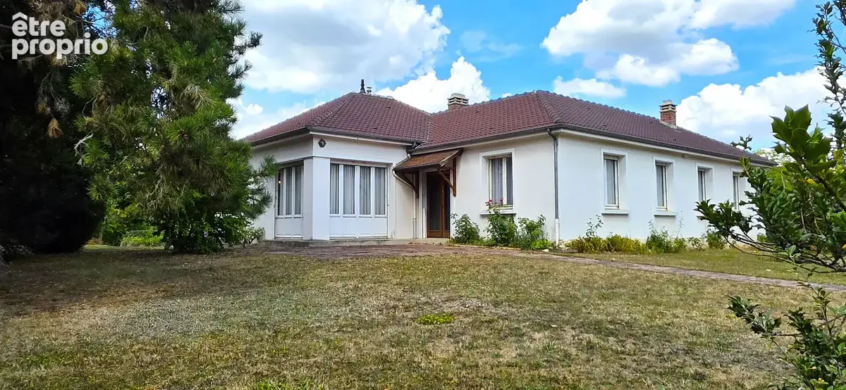 Maison à THOUROTTE