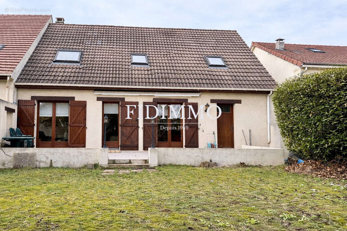 Maison à ORMESSON-SUR-MARNE