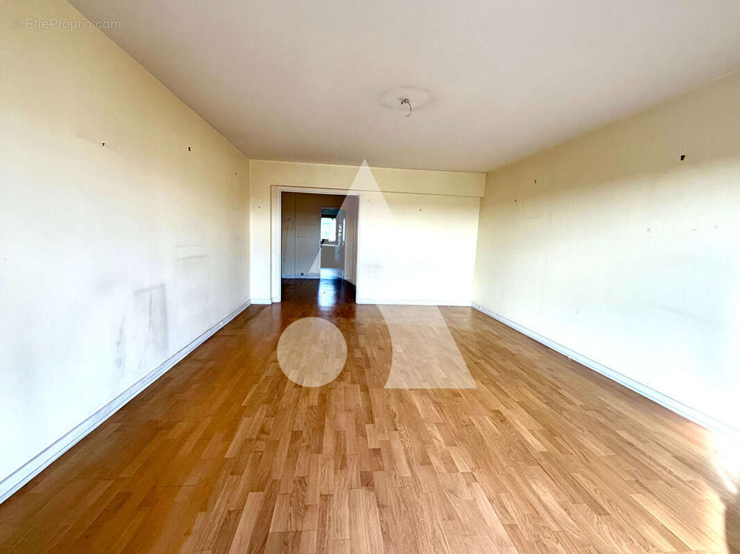 Appartement à NOGENT-SUR-MARNE