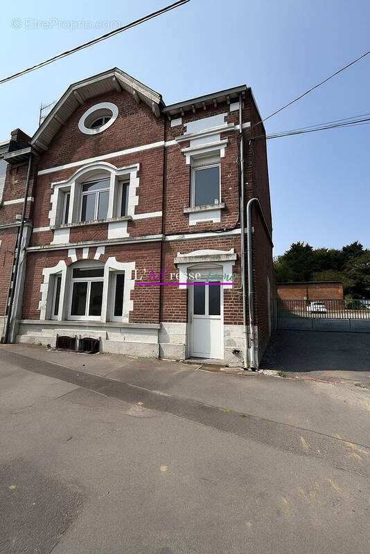 Maison à GOUZEAUCOURT