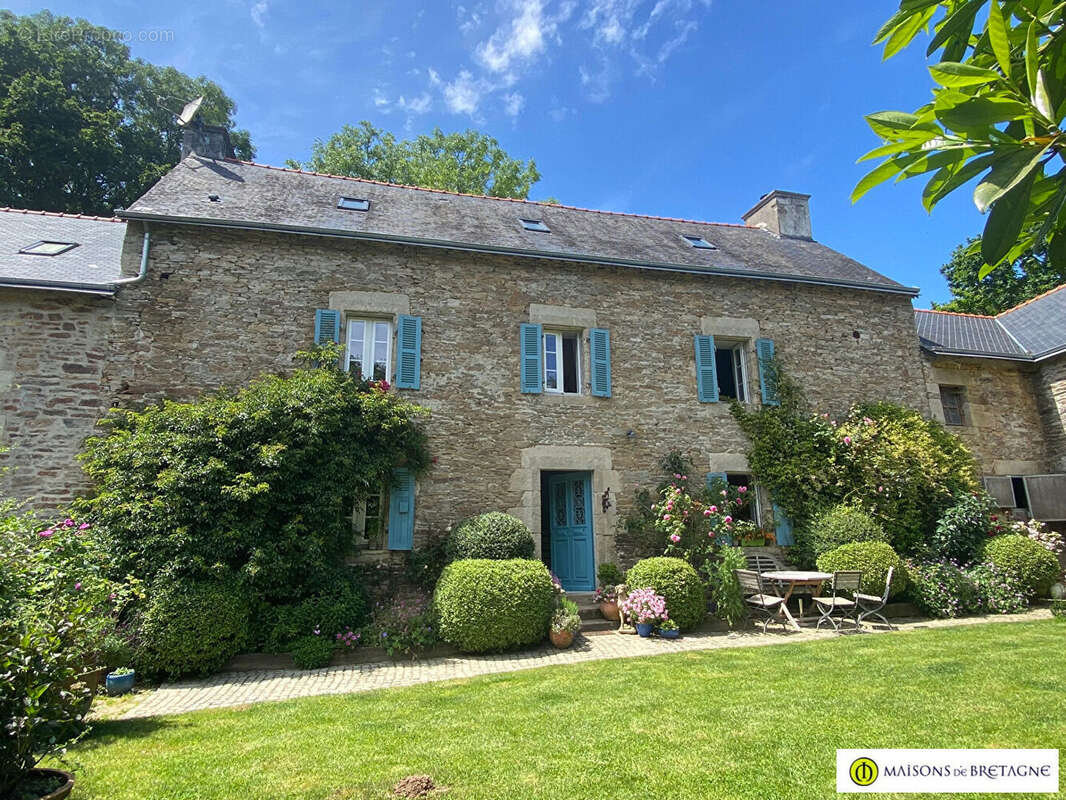 Maison à CLOHARS-CARNOET