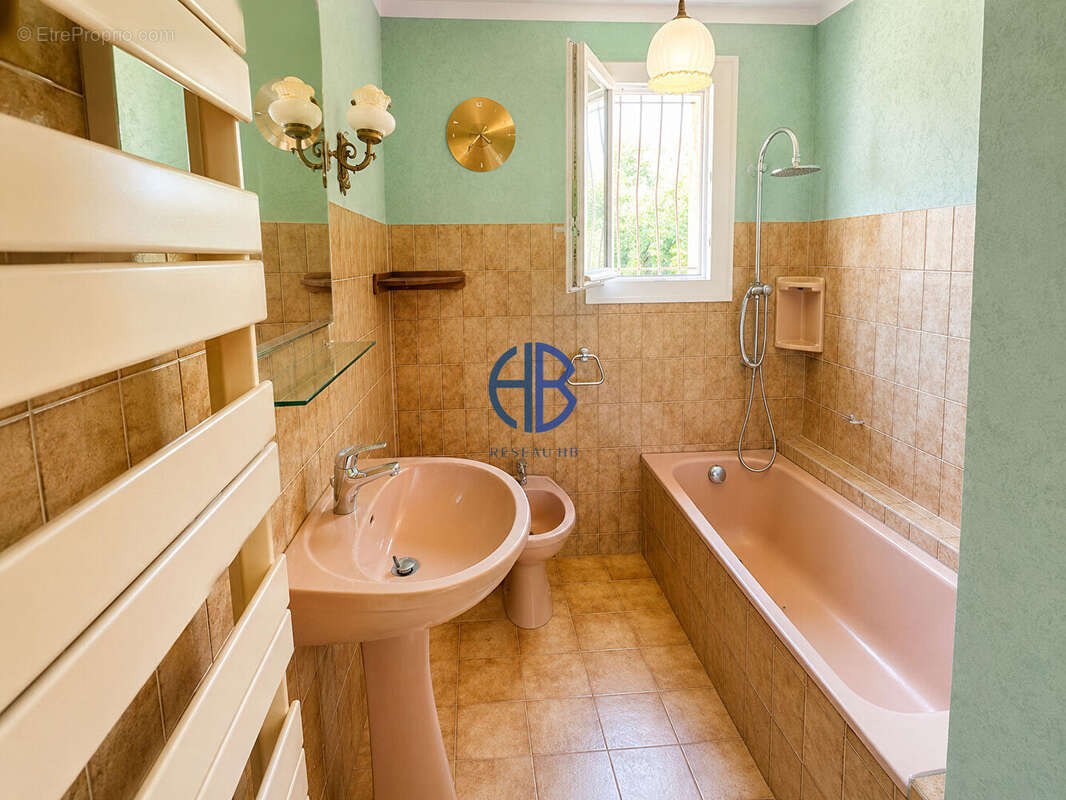 Maison de plain-pied de 90,62 m² avec sous-sol complet sur terrain de 1 050 m² ? Bourgoin-Jallieu - photo 10