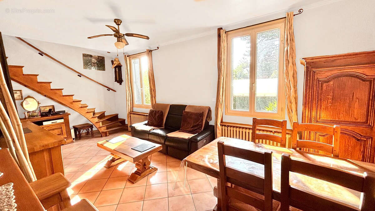 Maison à ENGHIEN-LES-BAINS