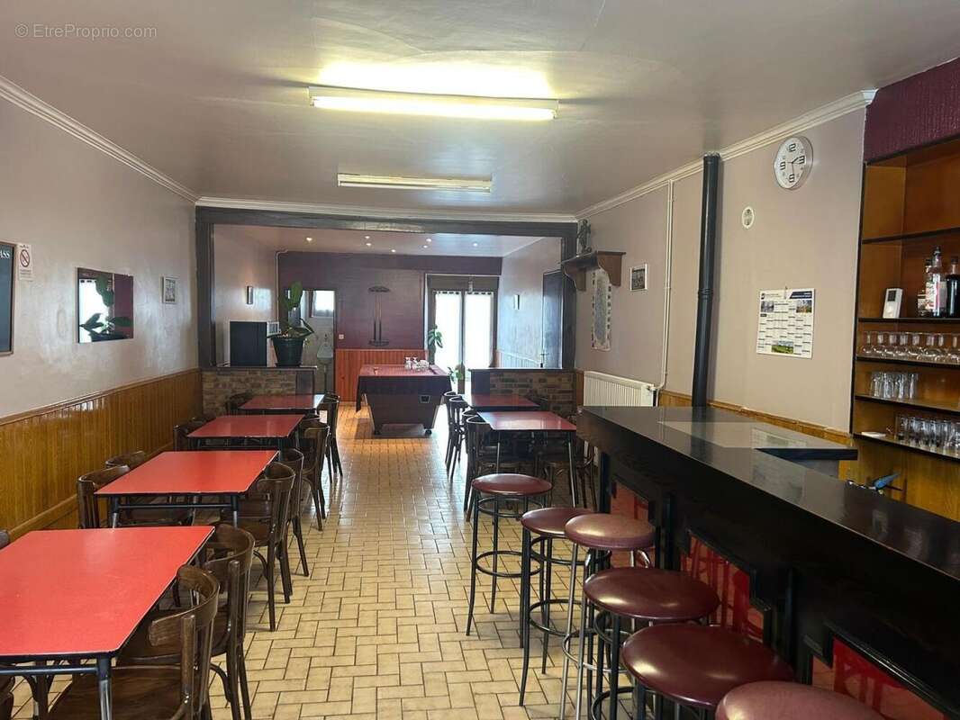 Photo 7 - Commerce à TREVERAY