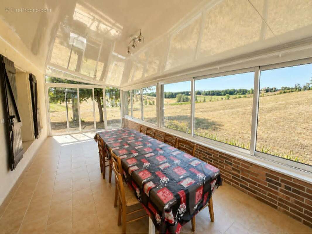 Maison 98 m² à Sieurac  - photo 2