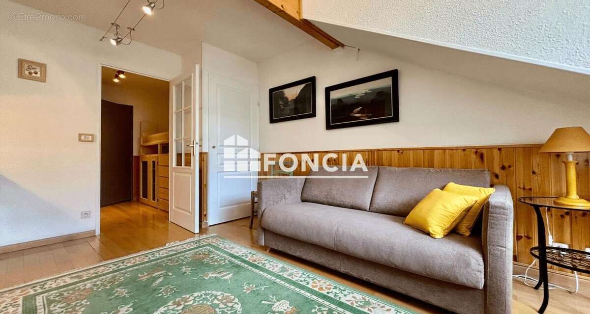 Appartement à LA SALLE-LES-ALPES
