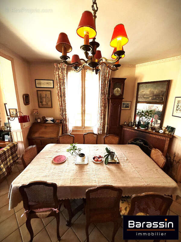 Maison à AGON-COUTAINVILLE