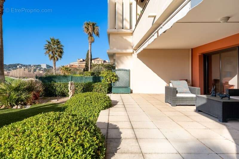 Appartement à MARSEILLE-8E