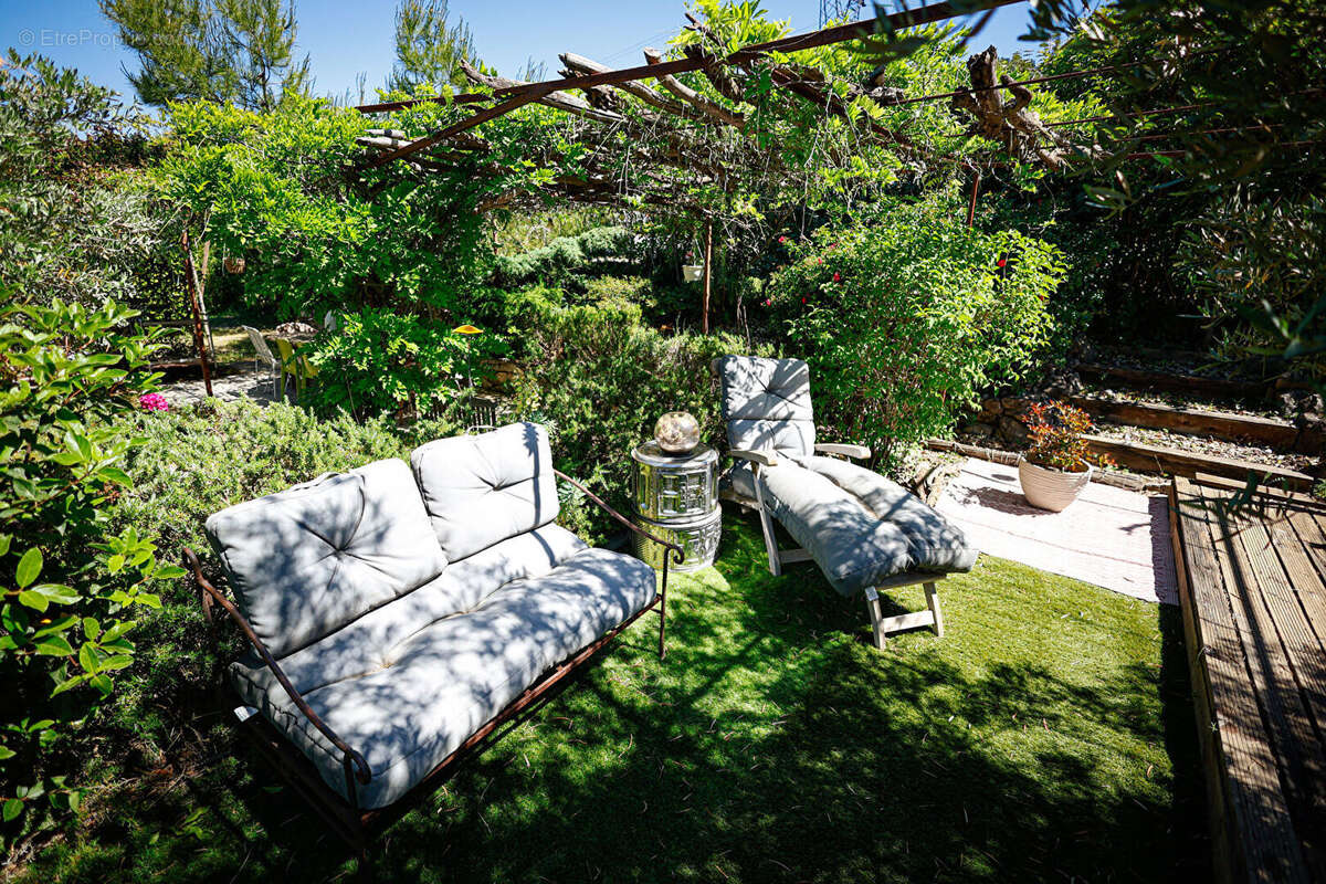 Photo 6 - Maison à SIMIANE-COLLONGUE