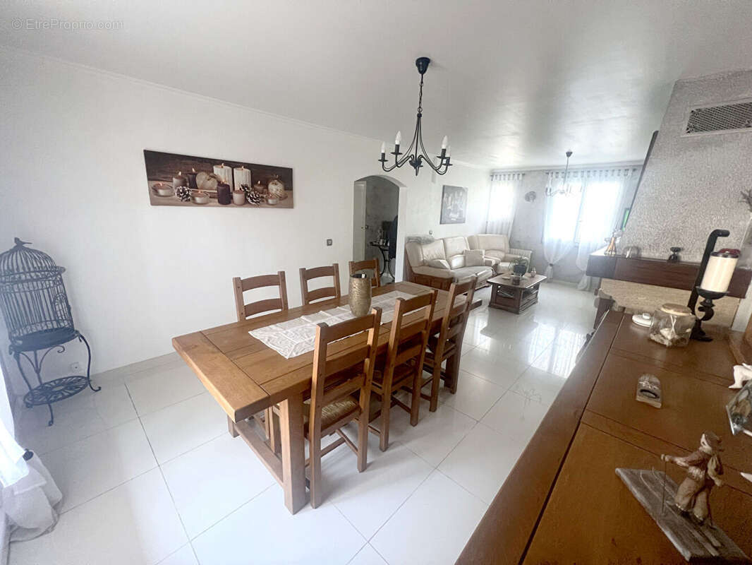 Maison à MITRY-MORY