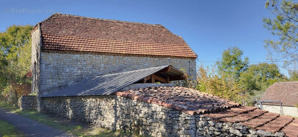 Maison à MONTFAUCON