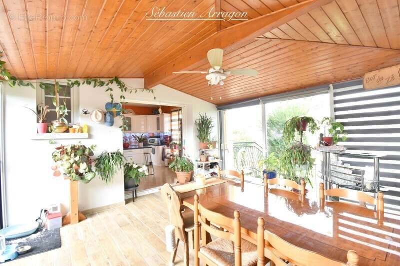 En exclusivité à Cancon – Maison familiale rénovée de 130 m² avec garage et terrain clos - photo 4