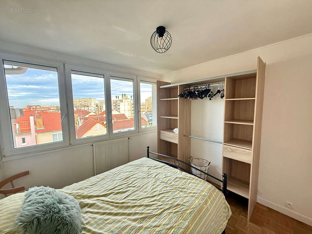 Appartement à CHATILLON