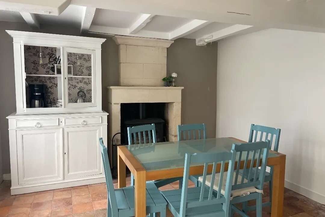 Maison à SAINT-PORCHAIRE