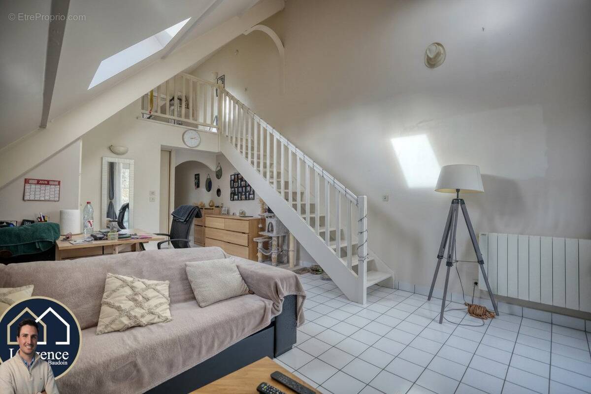 Appartement à EPERNON