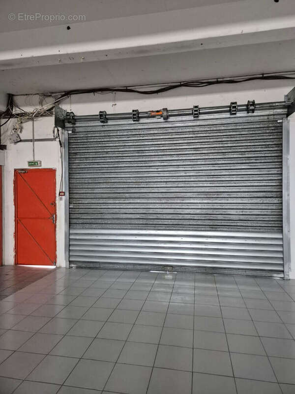 Commerce à FORT-DE-FRANCE