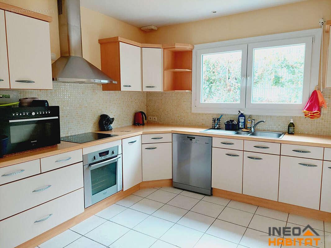 Maison indépendante de 144 m² - photo 6