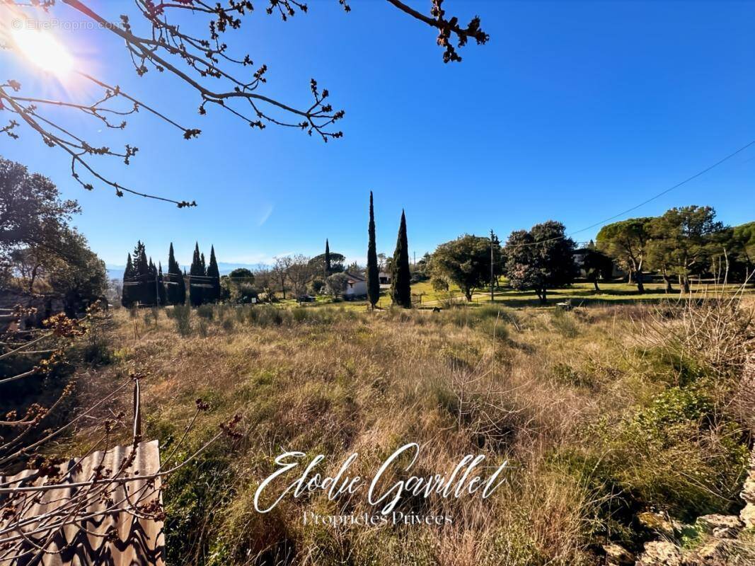 Terrain à MOUSSOULENS