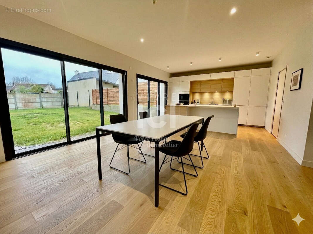 Maison à TREILLIERES