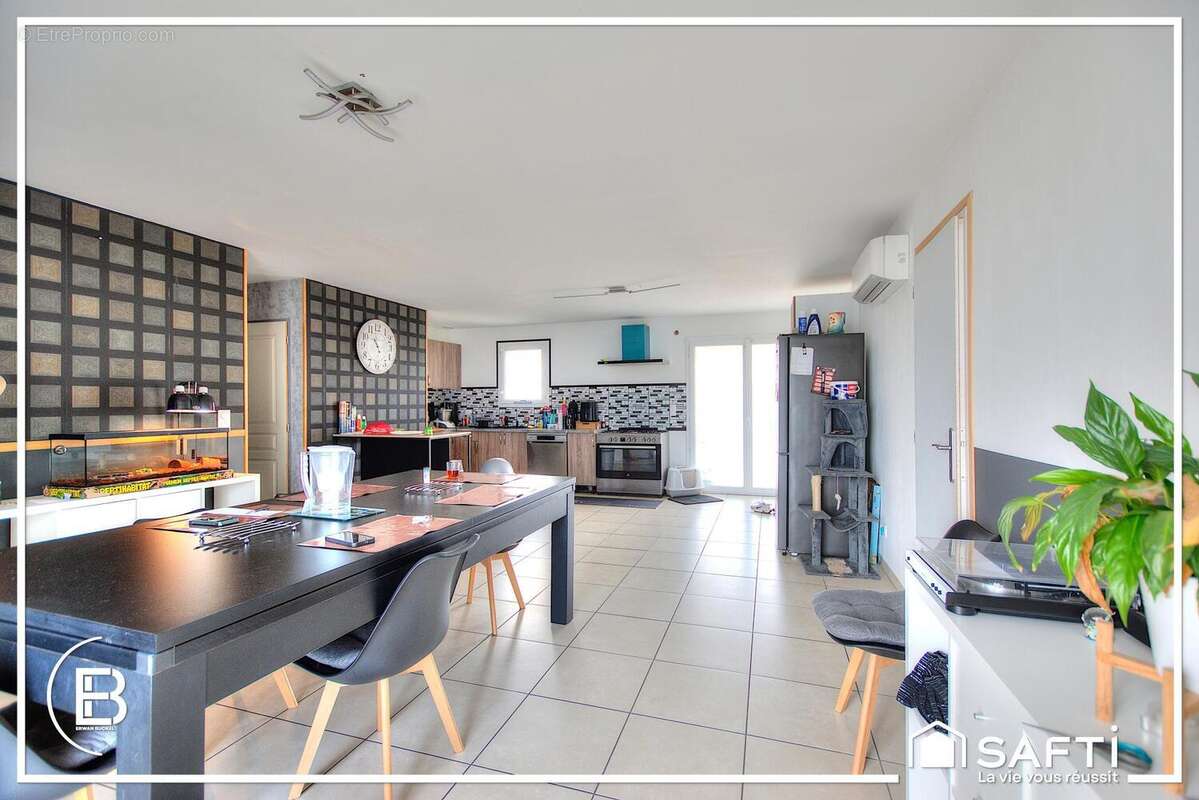 Photo 4 - Maison à BERSON